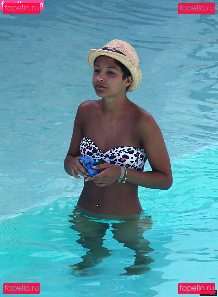 Frankie Bridge Onlyfans Photo Gallery 