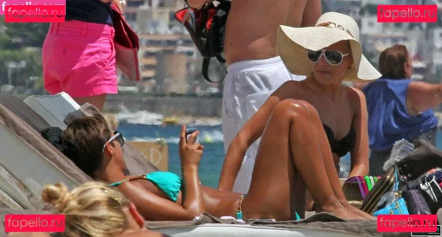 Frankie Bridge Onlyfans Photo Gallery 