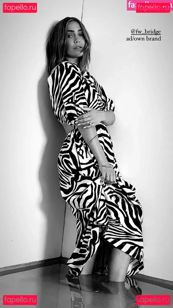 Frankie Bridge Onlyfans Photo Gallery 