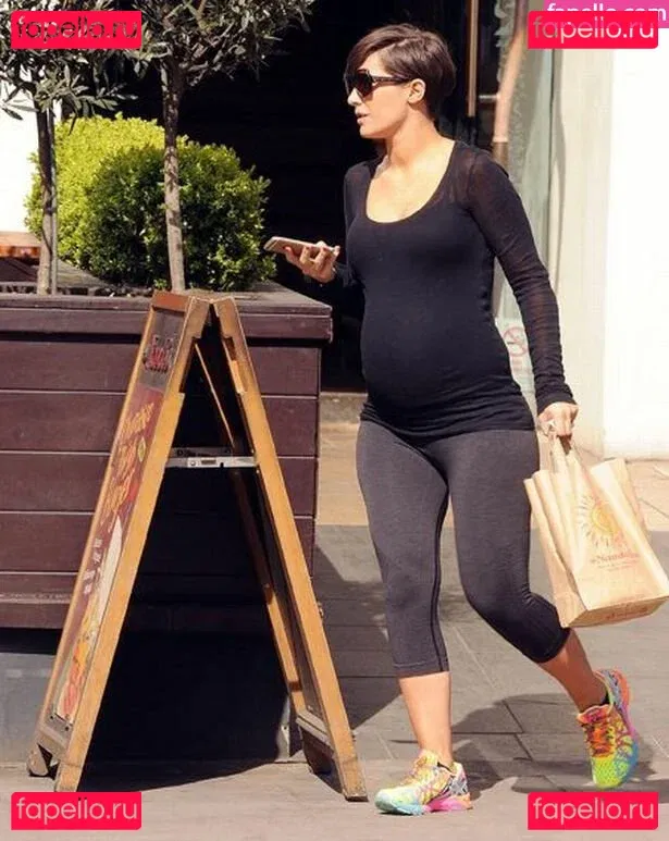 Frankie Bridge Onlyfans Photo Gallery 