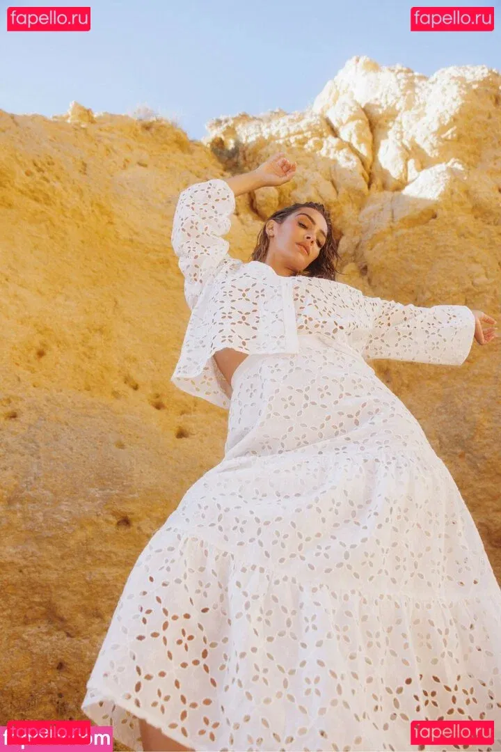 Frankie Bridge Onlyfans Photo Gallery 