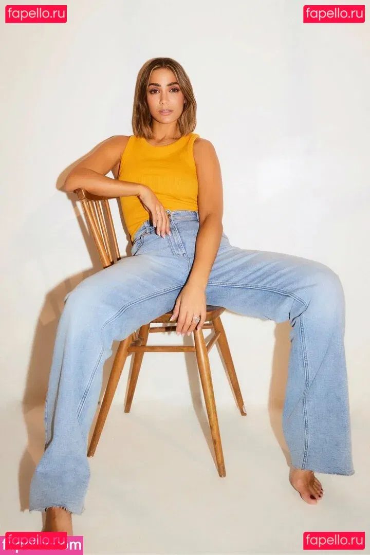 Frankie Bridge Onlyfans Photo Gallery 