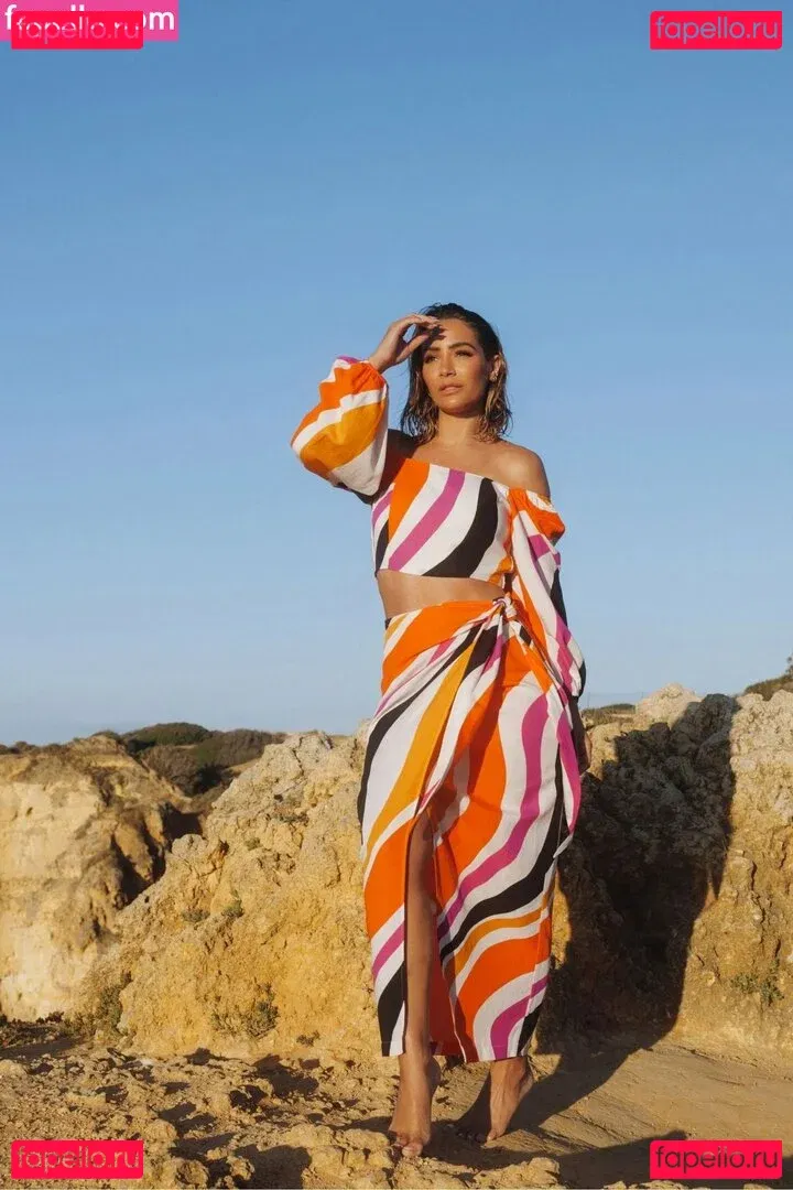 Frankie Bridge Onlyfans Photo Gallery 