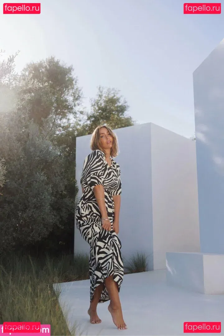 Frankie Bridge Onlyfans Photo Gallery 