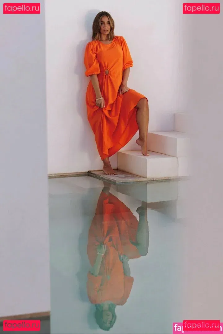 Frankie Bridge Onlyfans Photo Gallery 