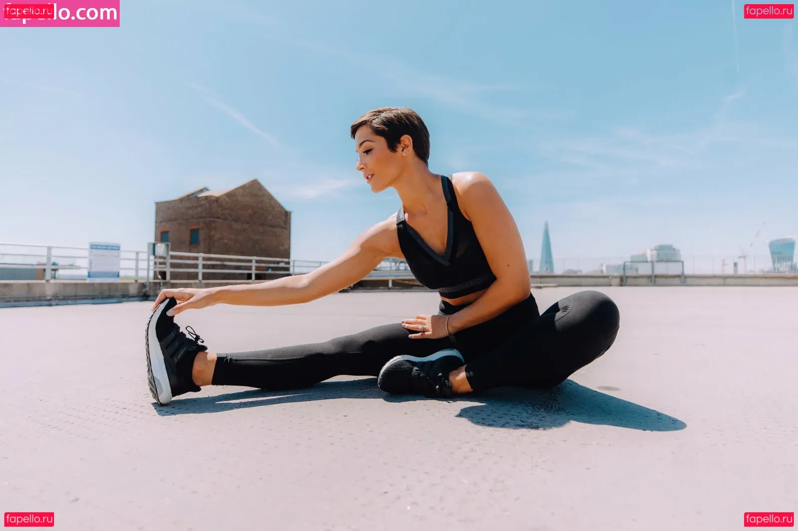 Frankie Bridge Onlyfans Photo Gallery 