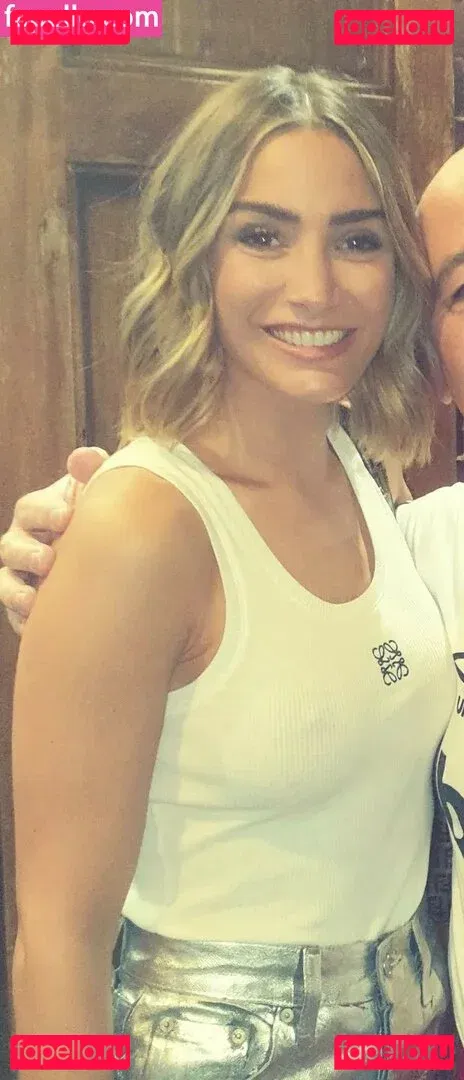 Frankie Bridge Onlyfans Photo Gallery 