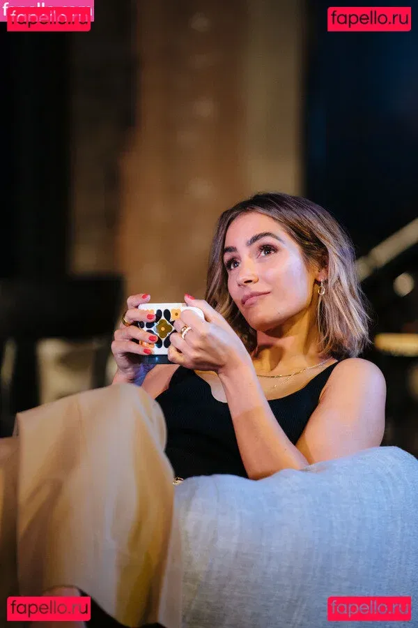 Frankie Bridge Onlyfans Photo Gallery 