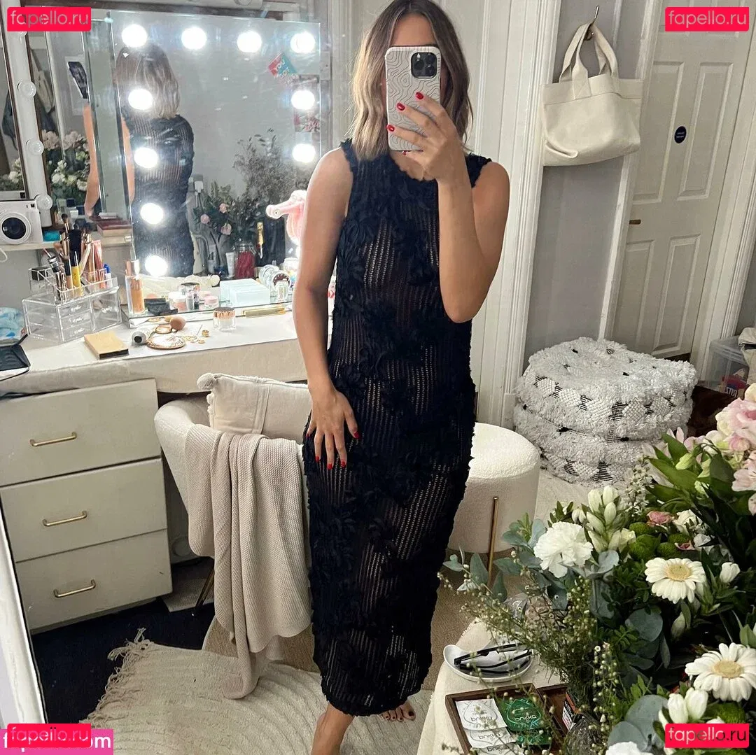 Frankie Bridge Onlyfans Photo Gallery 