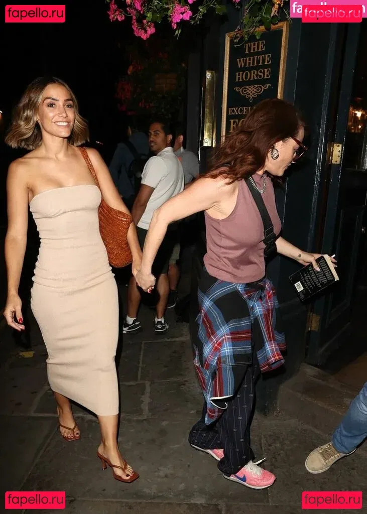 Frankie Bridge Onlyfans Photo Gallery 