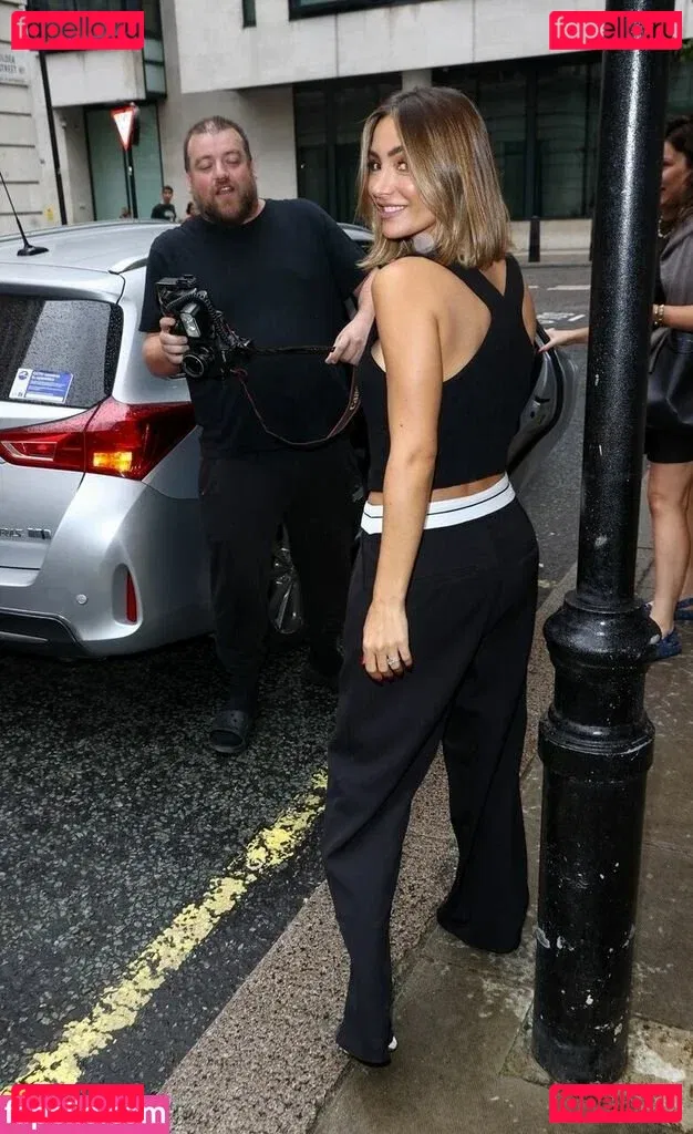 Frankie Bridge Onlyfans Photo Gallery 