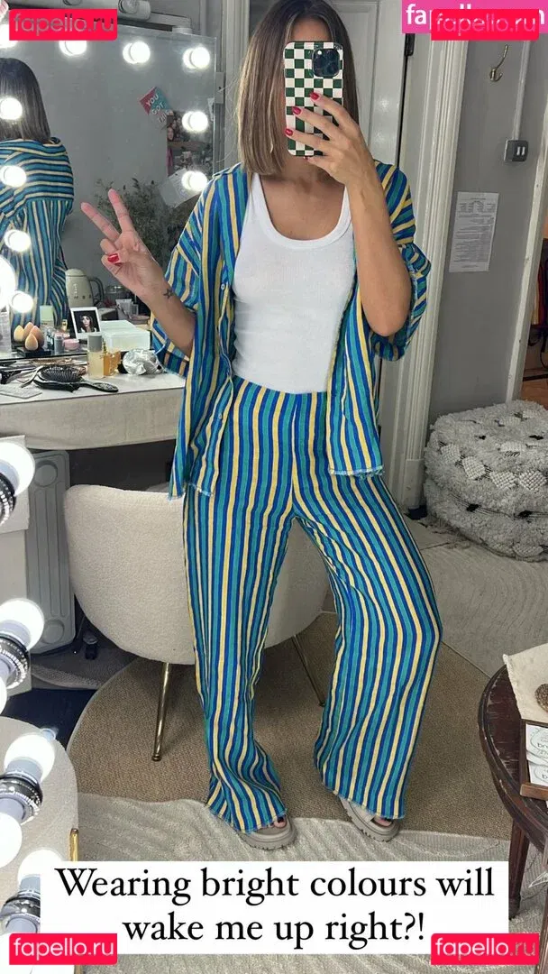 Frankie Bridge Onlyfans Photo Gallery 