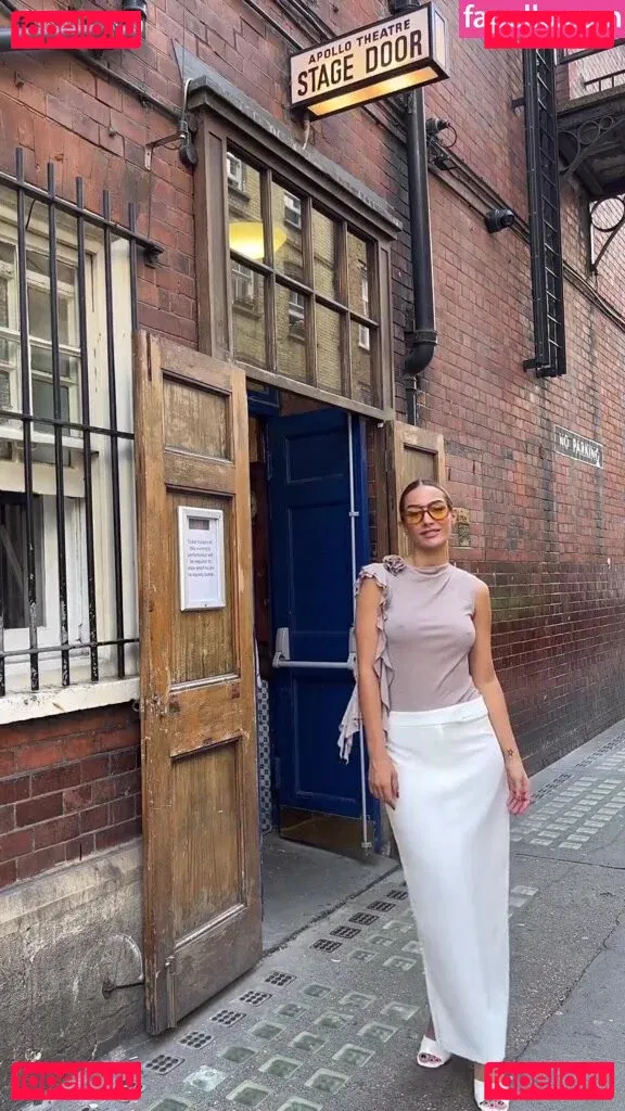 Frankie Bridge Onlyfans Photo Gallery 