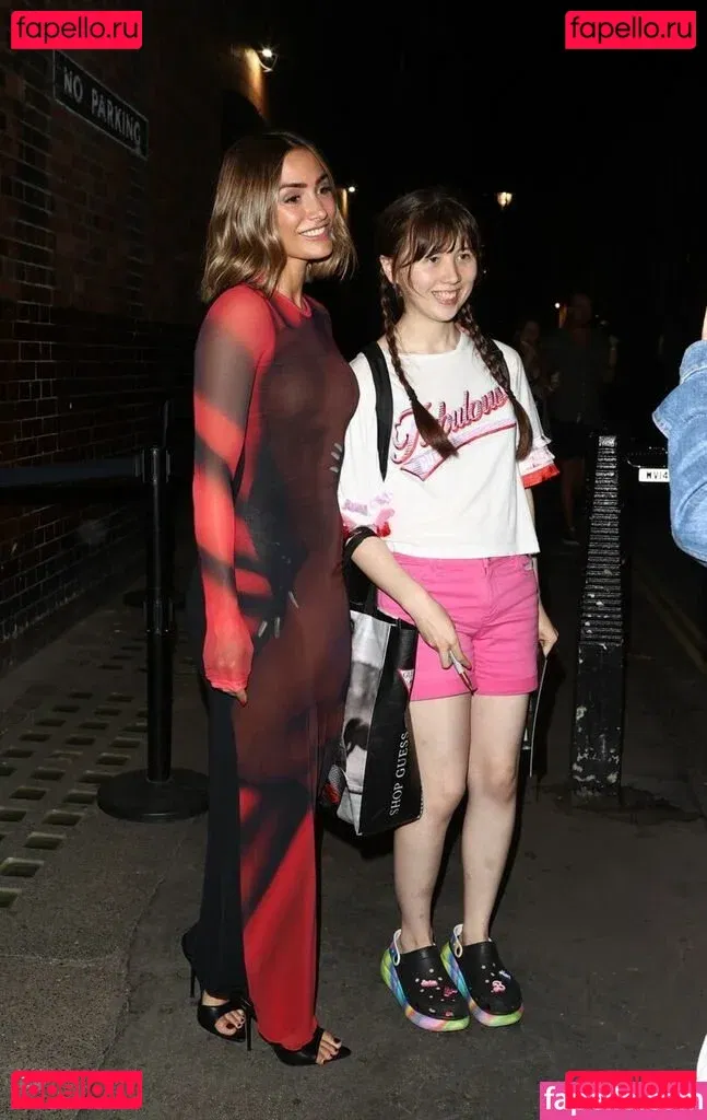 Frankie Bridge Onlyfans Photo Gallery 