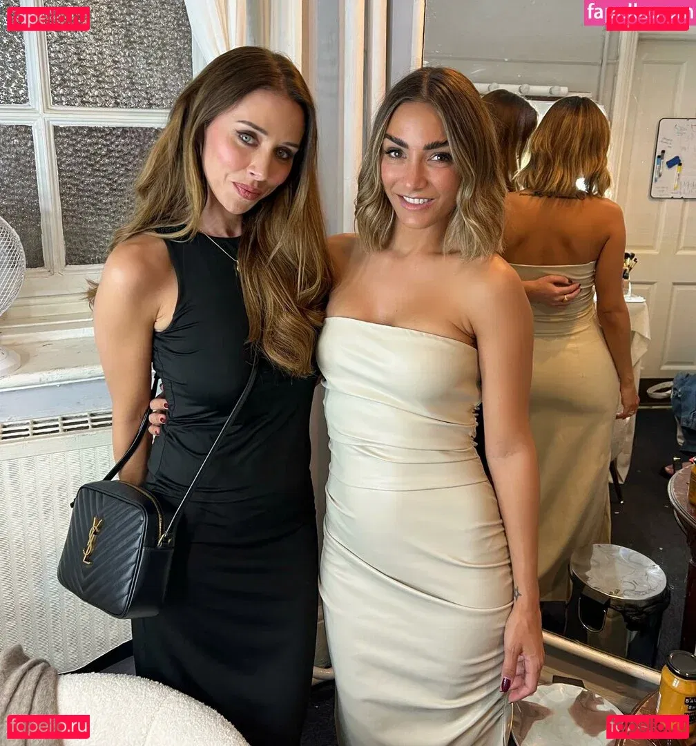 Frankie Bridge Onlyfans Photo Gallery 