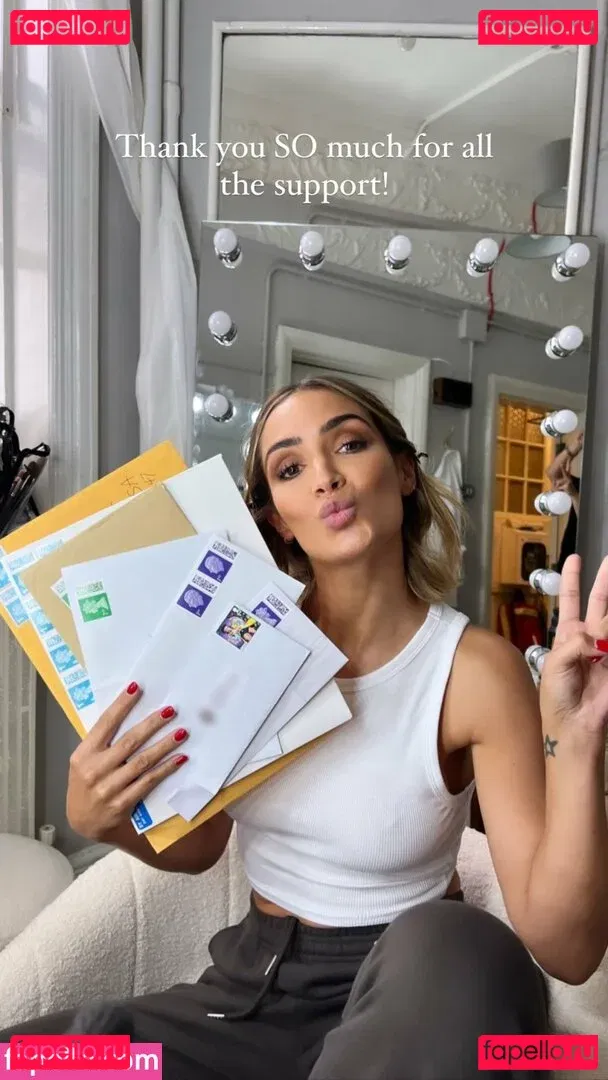 Frankie Bridge Onlyfans Photo Gallery 