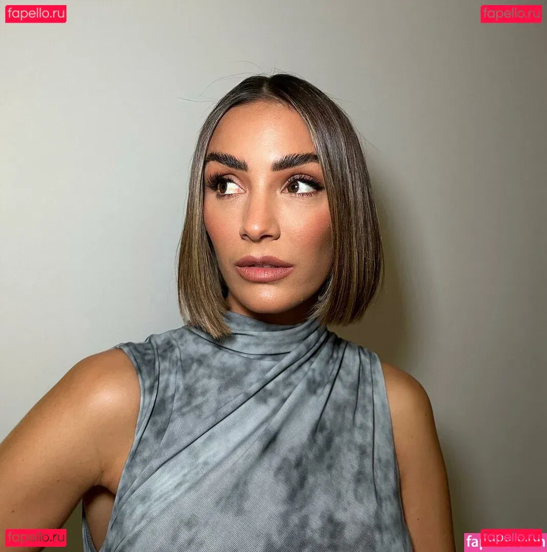 Frankie Bridge Onlyfans Photo Gallery 