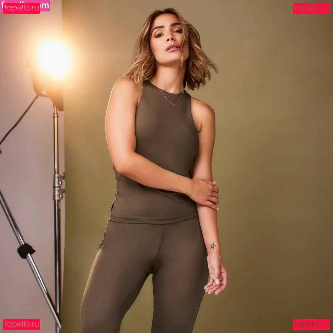 Frankie Bridge Onlyfans Photo Gallery 