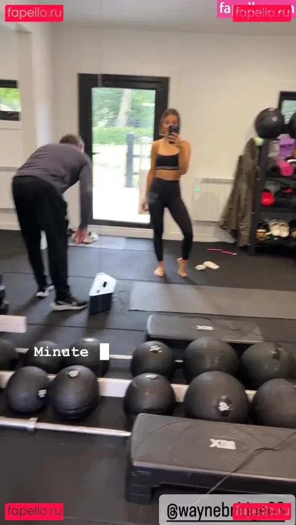 Frankie Bridge Onlyfans Photo Gallery 