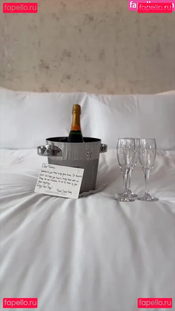 Frankie Bridge Onlyfans Photo Gallery 