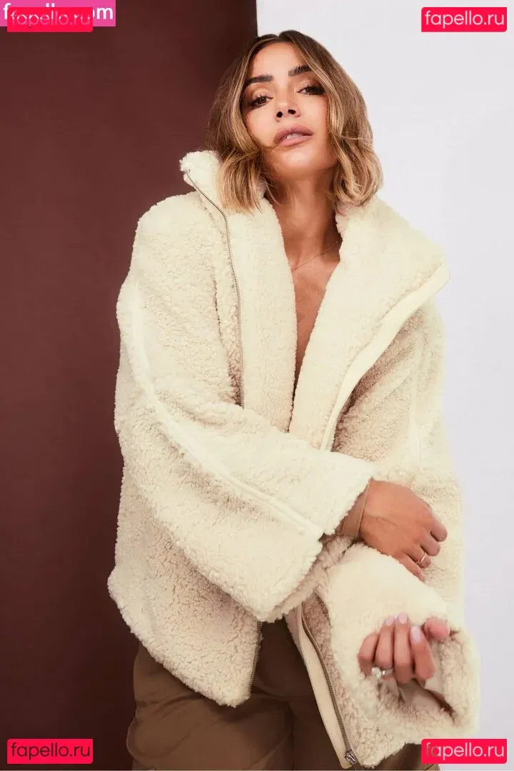 Frankie Bridge Onlyfans Photo Gallery 