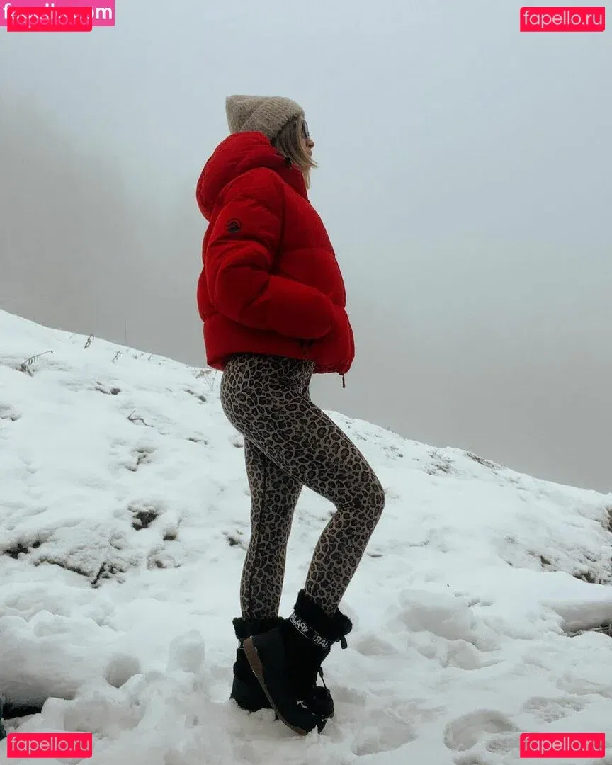 Frankie Bridge Onlyfans Photo Gallery 