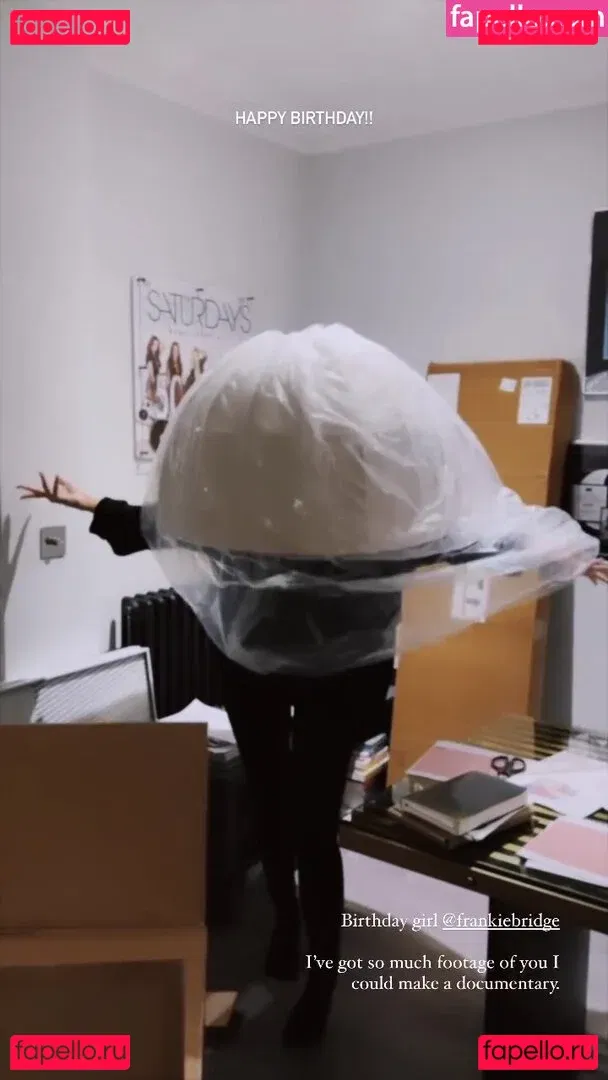 Frankie Bridge Onlyfans Photo Gallery 