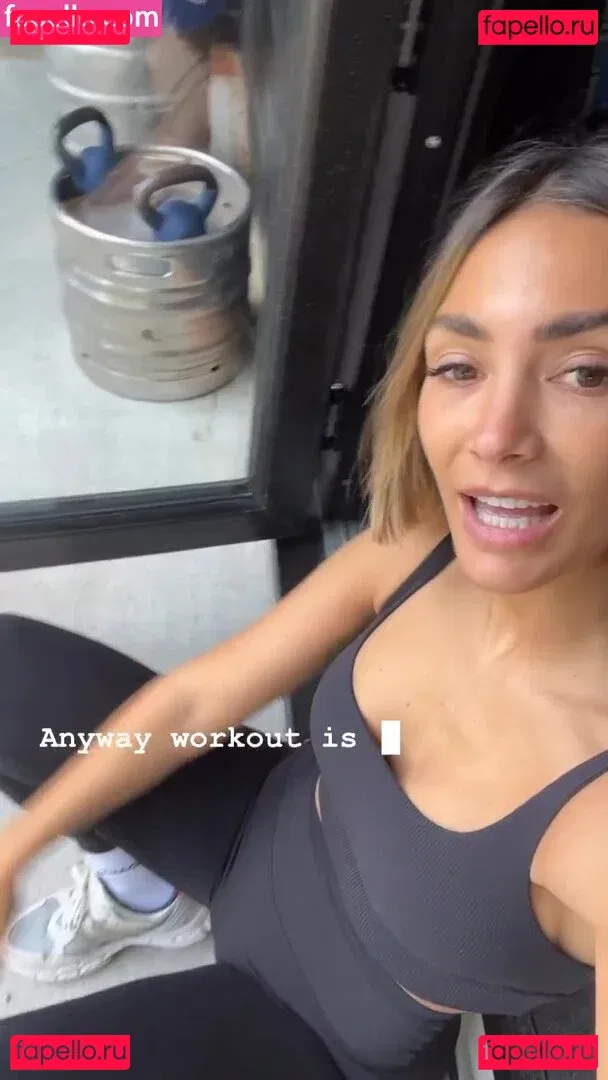 Frankie Bridge Onlyfans Photo Gallery 