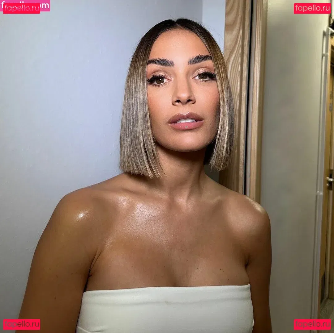 Frankie Bridge Onlyfans Photo Gallery 