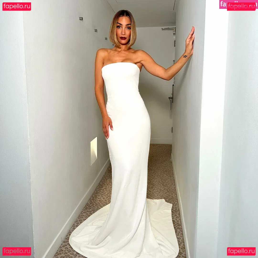 Frankie Bridge Onlyfans Photo Gallery 