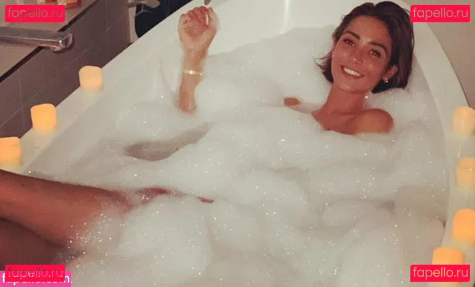 Frankie Bridge Onlyfans Photo Gallery 