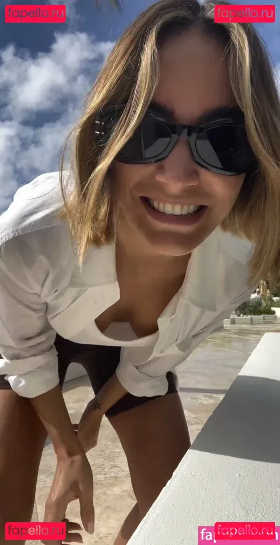 Frankie Bridge Onlyfans Photo Gallery 