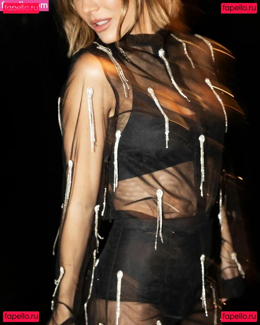 Frankie Bridge Onlyfans Photo Gallery 