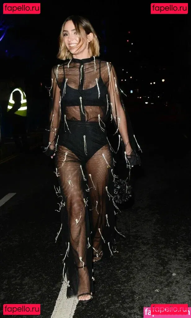 Frankie Bridge Onlyfans Photo Gallery 