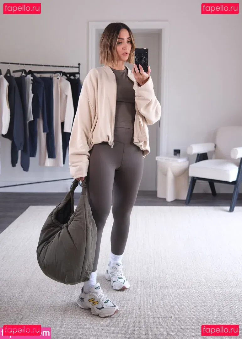 Frankie Bridge Onlyfans Photo Gallery 