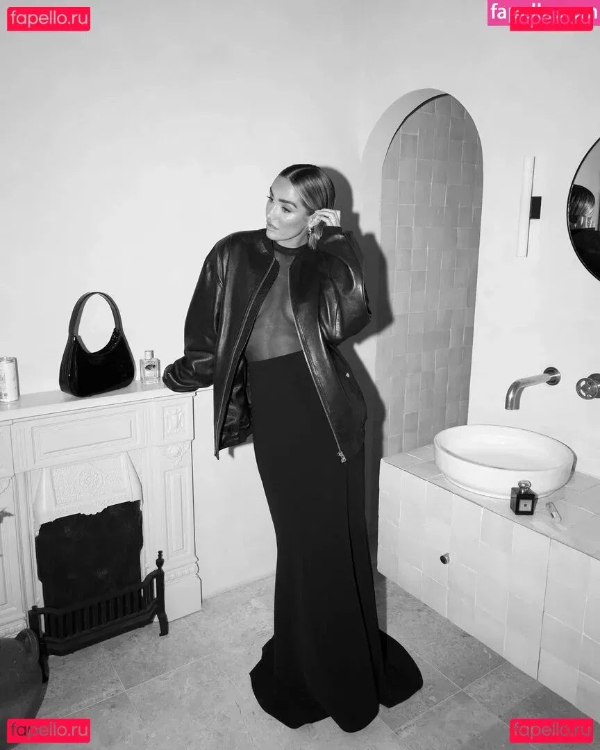 Frankie Bridge Onlyfans Photo Gallery 