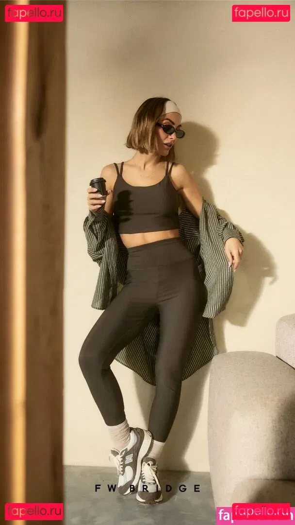 Frankie Bridge Onlyfans Photo Gallery 