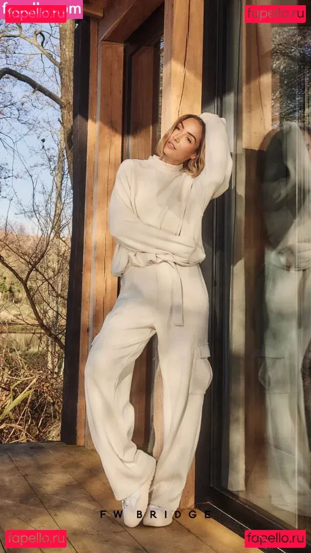 Frankie Bridge Onlyfans Photo Gallery 