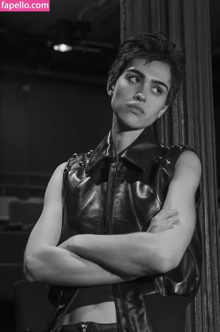 Amelia Gray Hamlin Onlyfans Photo Gallery 