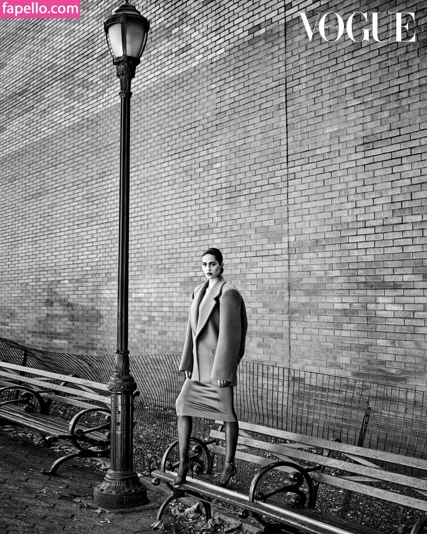 Amelia Gray Hamlin Onlyfans Photo Gallery 