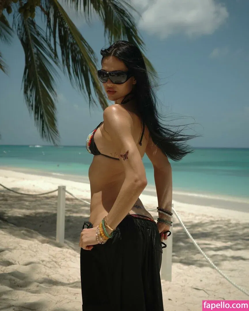 Amelia Gray Hamlin Onlyfans Photo Gallery 