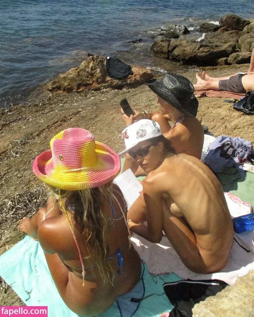 Amelia Gray Hamlin Onlyfans Photo Gallery 