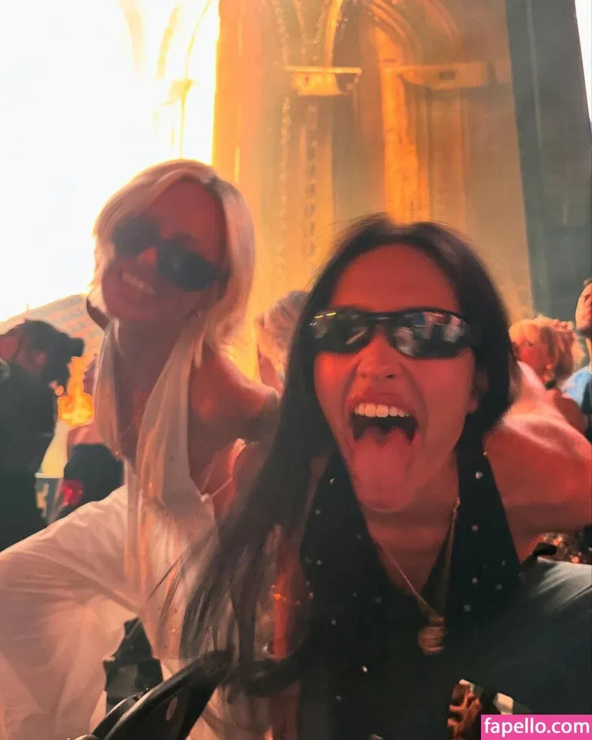 Amelia Gray Hamlin Onlyfans Photo Gallery 