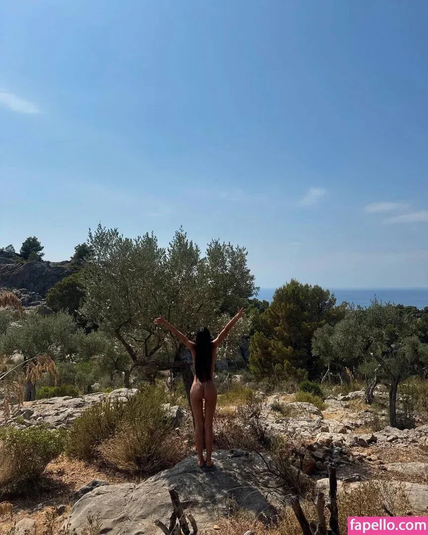 Amelia Gray Hamlin Onlyfans Photo Gallery 