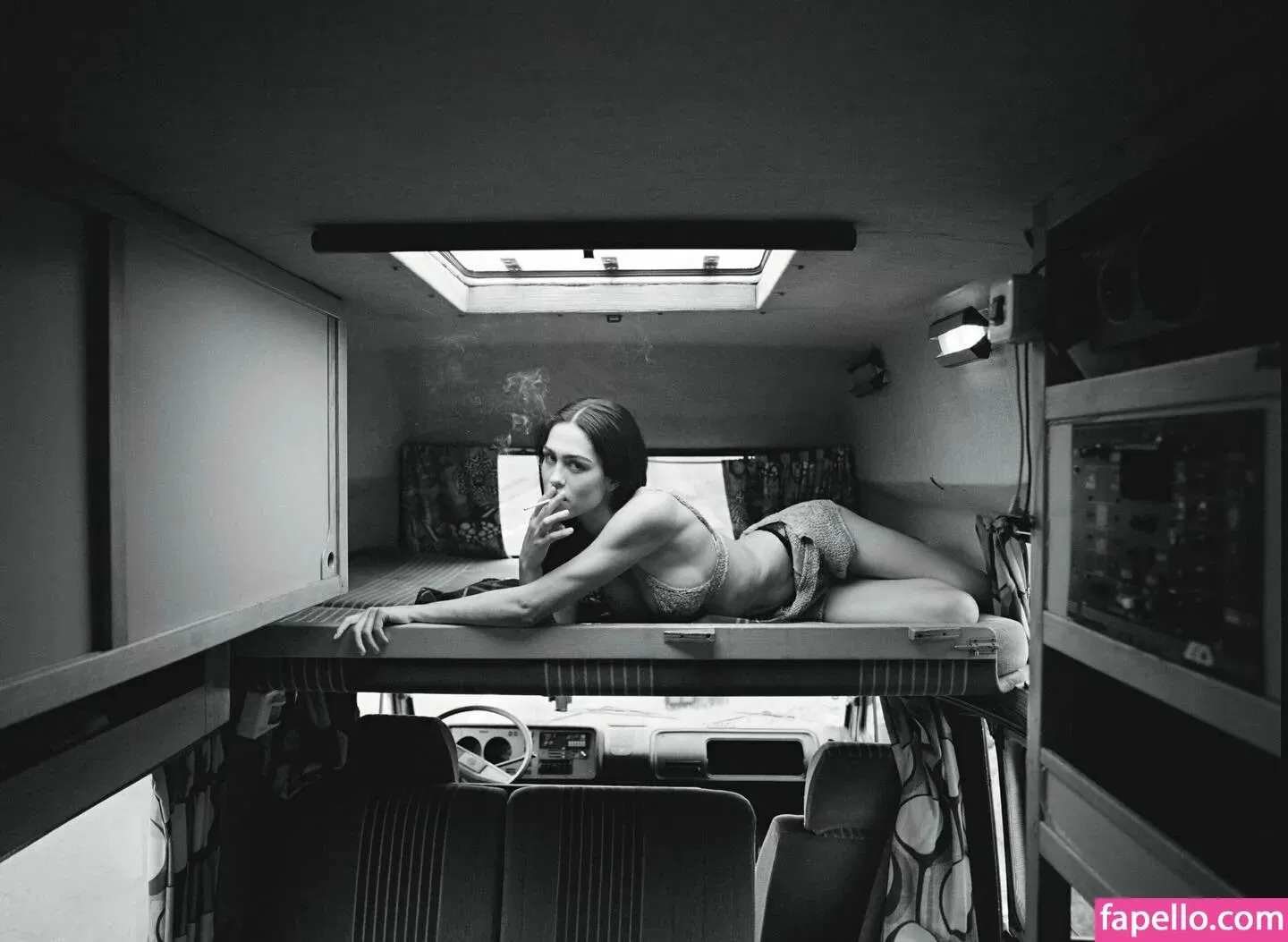 Amelia Gray Hamlin Onlyfans Photo Gallery 