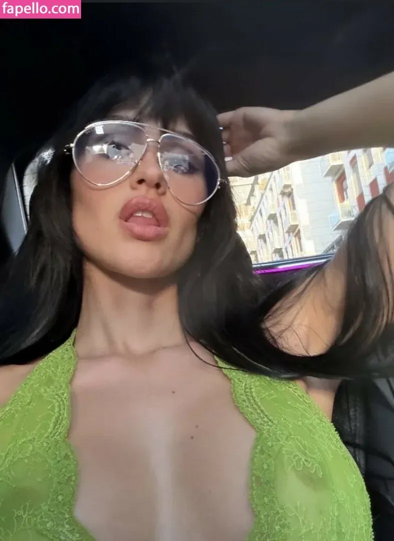 Amelia Gray Hamlin Onlyfans Photo Gallery 