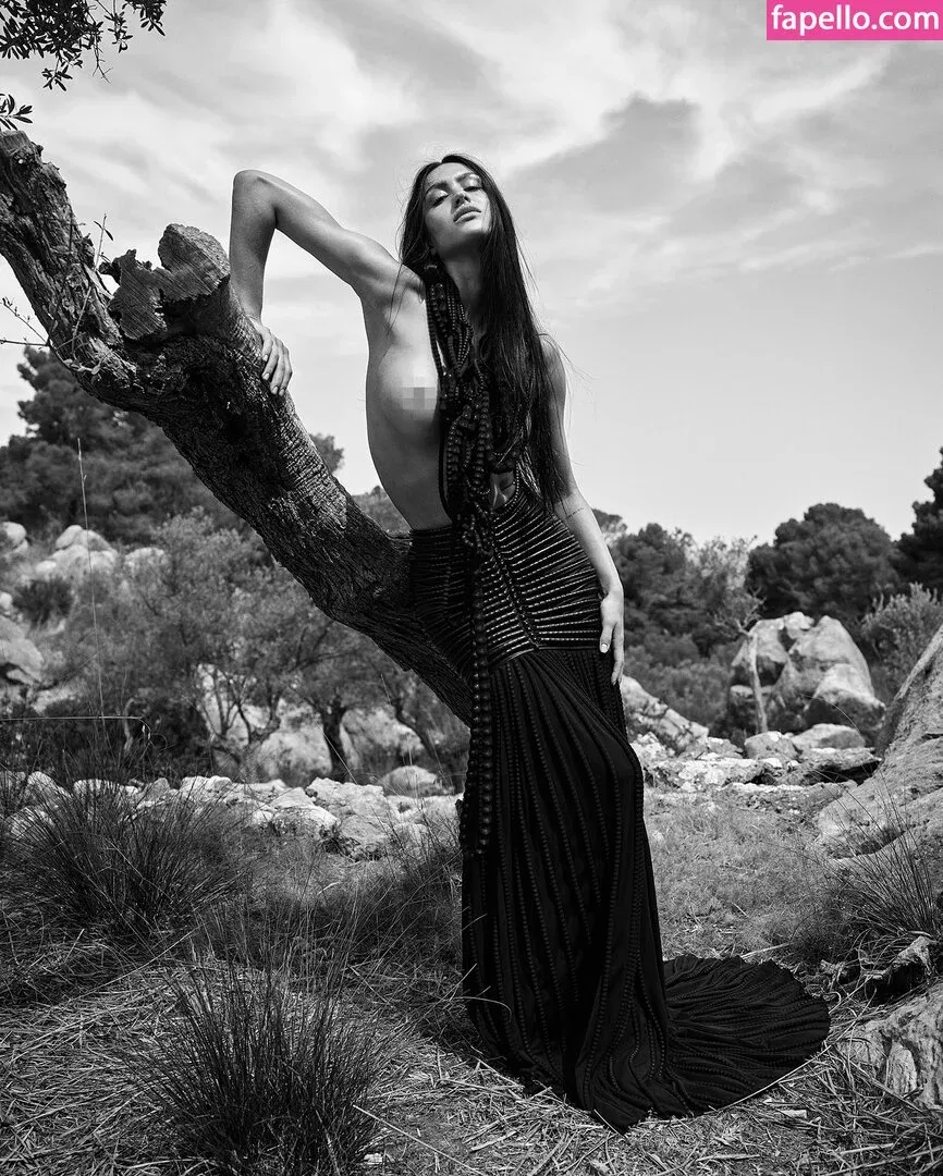 Amelia Gray Hamlin Onlyfans Photo Gallery 