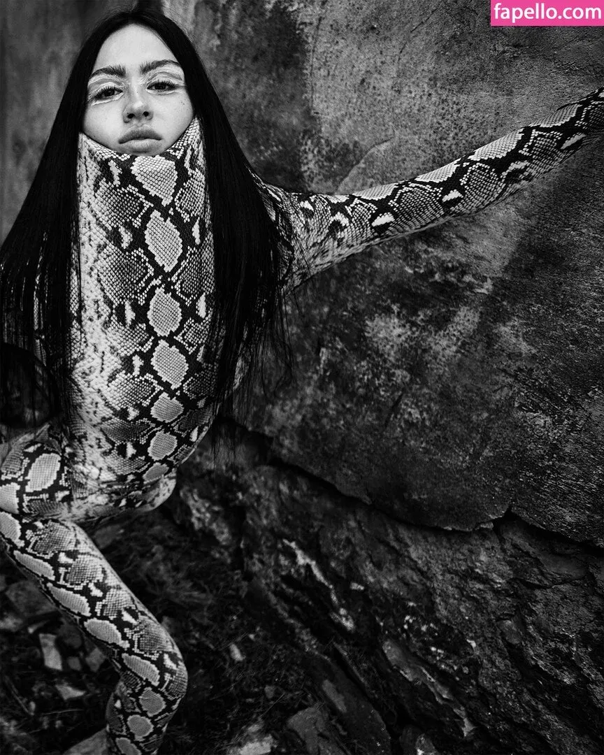 Amelia Gray Hamlin Onlyfans Photo Gallery 