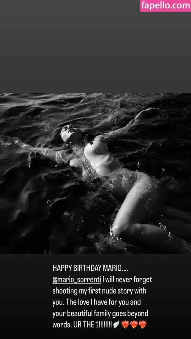 Amelia Gray Hamlin Onlyfans Photo Gallery 