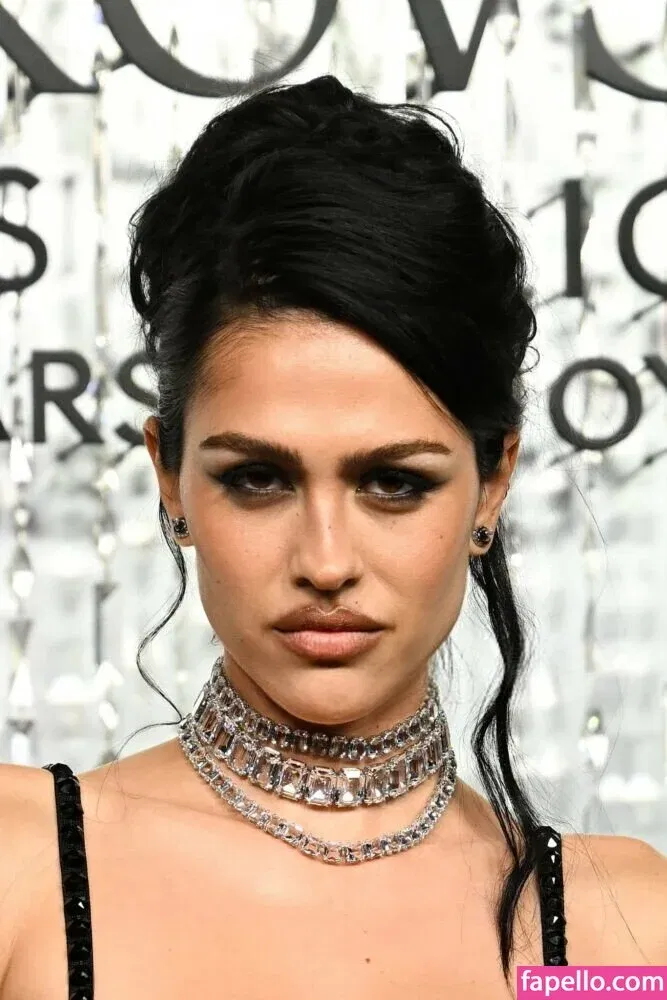 Amelia Gray Hamlin Onlyfans Photo Gallery 